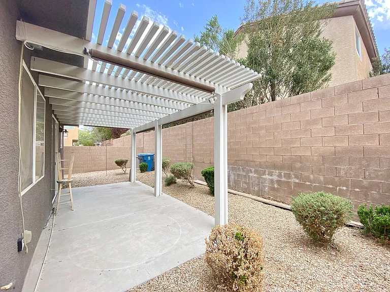 9675 Marcelline Ave — Photo 29