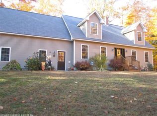 58 Quarry Cove Rd, Raymond, ME 04071