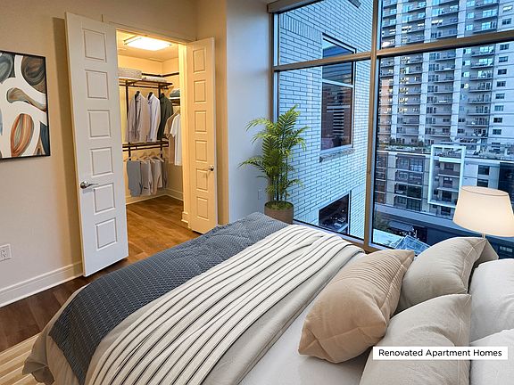 5th image of 1700 Cedar Springs Rd APT 2402