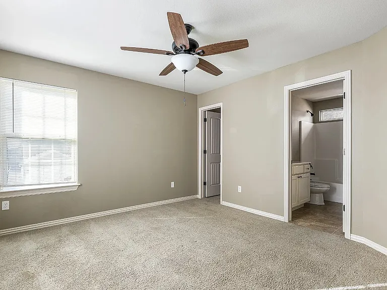 537 N Keats Dr — Photo 8
