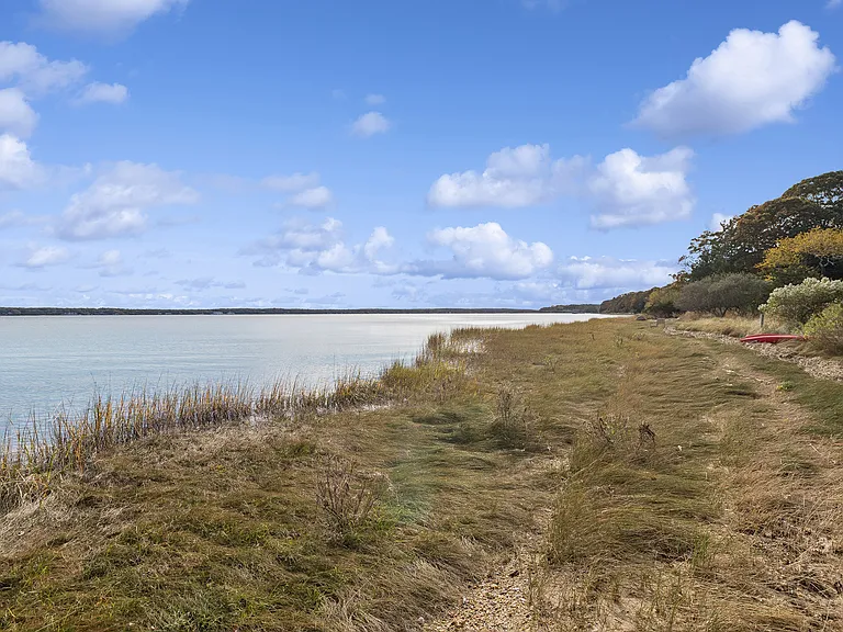 64 Three Mile Harbor Dr — Photo 37