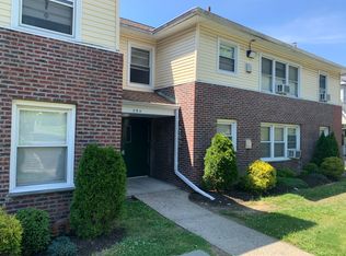 294 W Post Rd APT 2C, White Plains, NY 10606