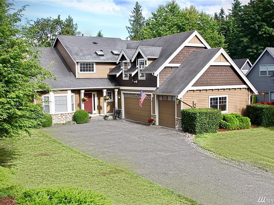 1st image of 2225 218th Ave E