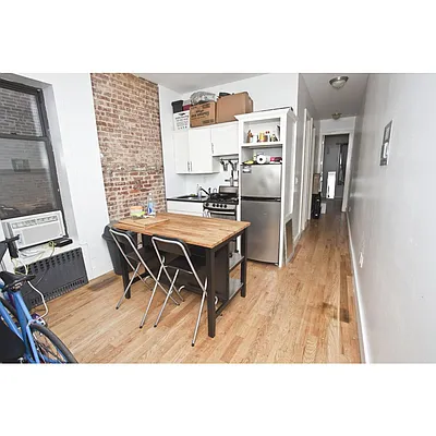 Rented by Nooklyn NYC LLC | media 21
