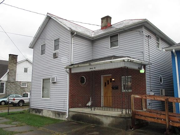 3rd image of 22 Dewey Ave