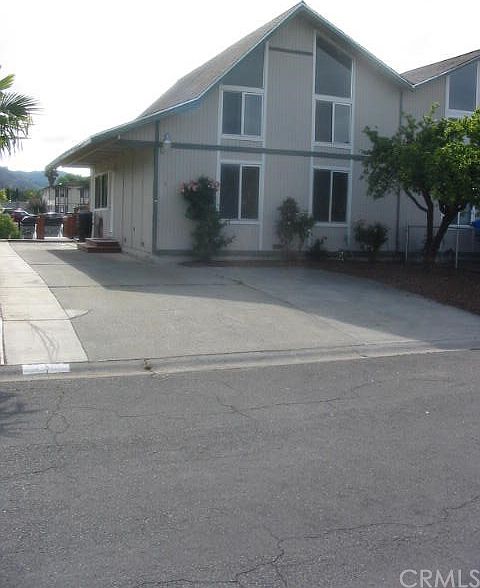 1st image of 694 Bass Ln