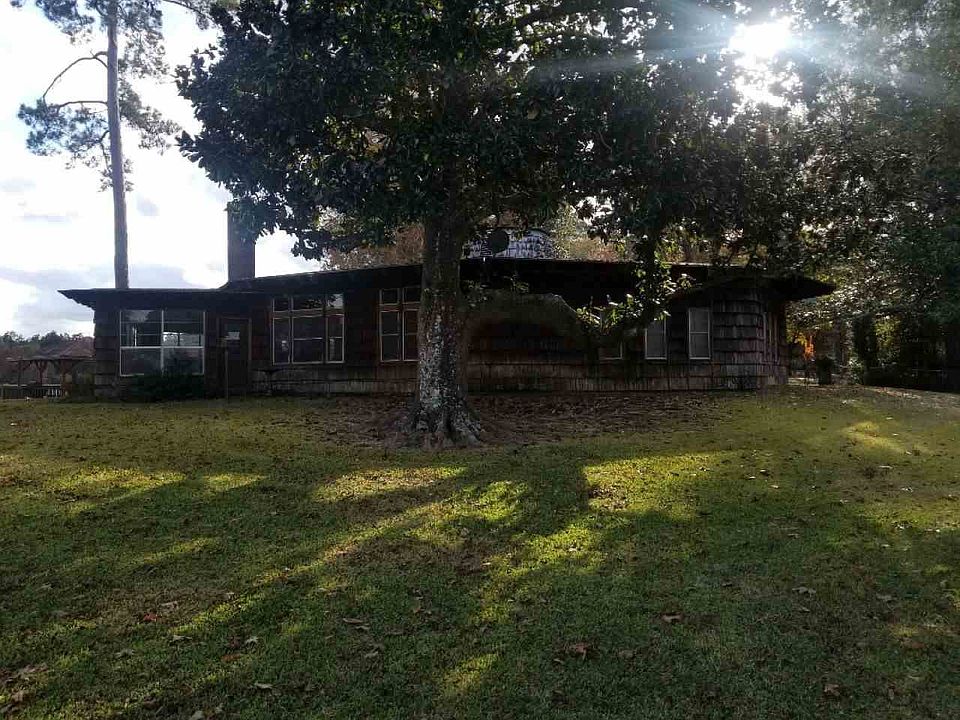 1st image of 619 Laurel Ln