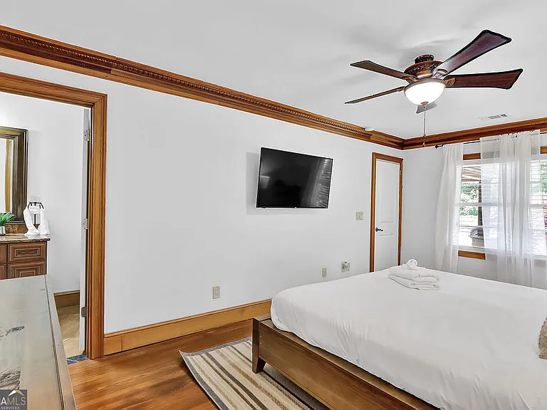 4081 Ashford Dunwoody Rd NE — Photo 22