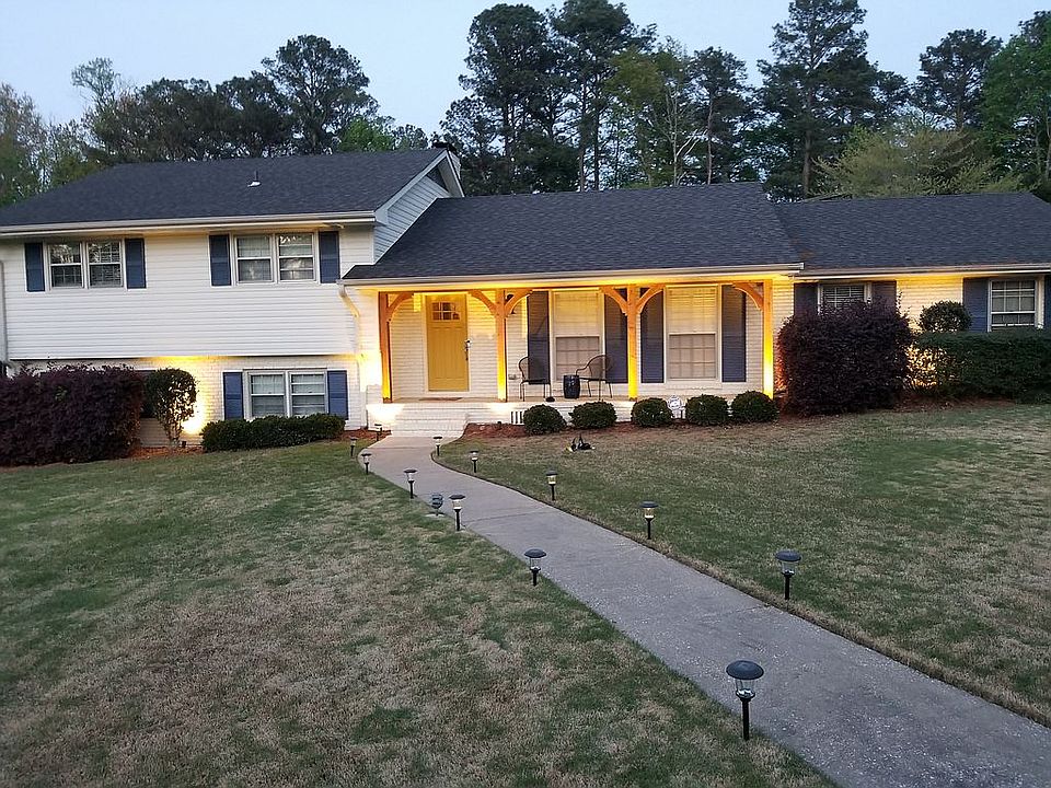 1st image of 3261 Starlake Dr