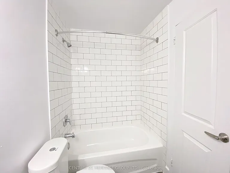 10 Garfella Dr #401 — Photo 10