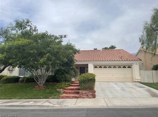 18 Myrtle Beach Dr, Henderson, NV 89074