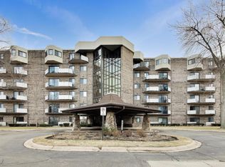 1275 E Baldwin Ln Unit 506, Palatine, IL 60074