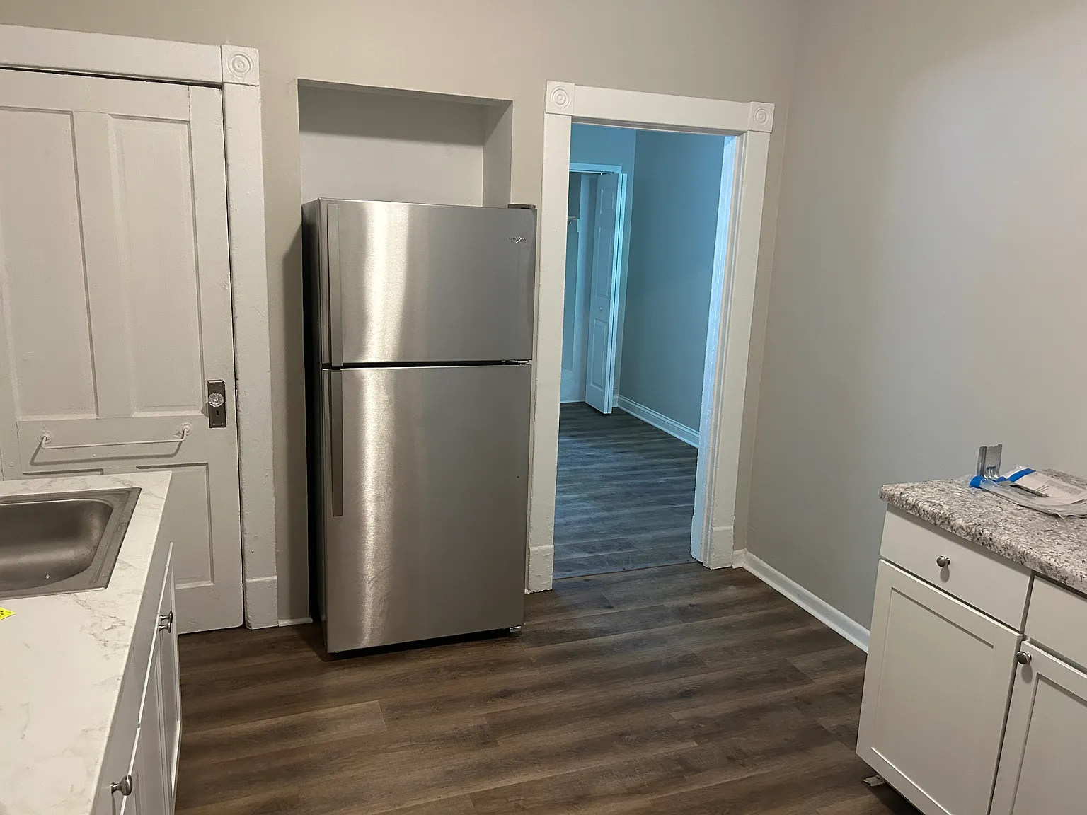 2 bed, 1500 sqft, $925 — Photo 1