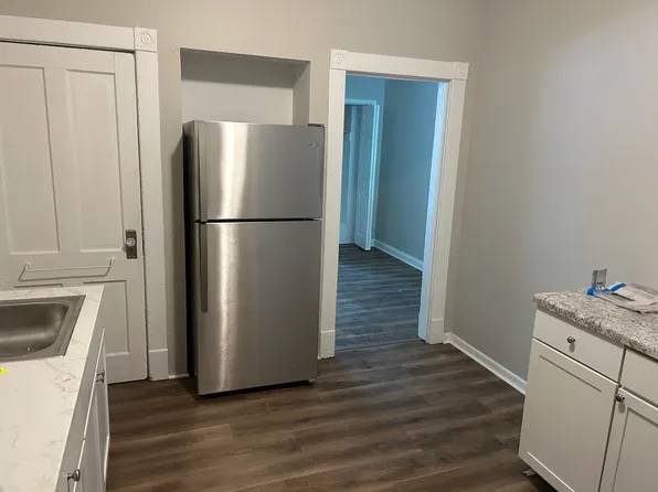 1604 W 9th St, Davenport, IA 52804