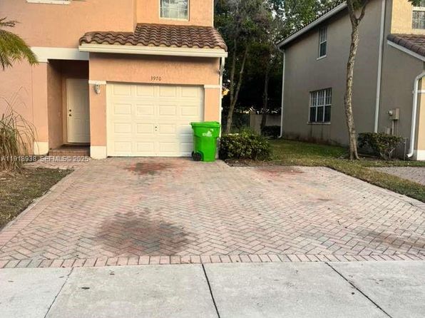 3970 NW 90th Way