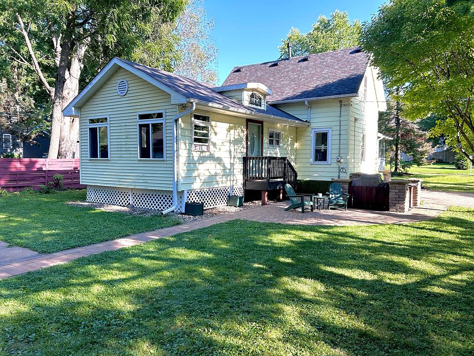 1st image of 2170 Prospect Ave