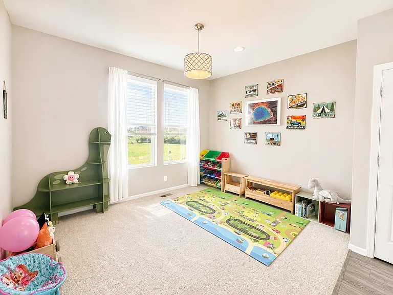2808 N Macon Way — Photo 2