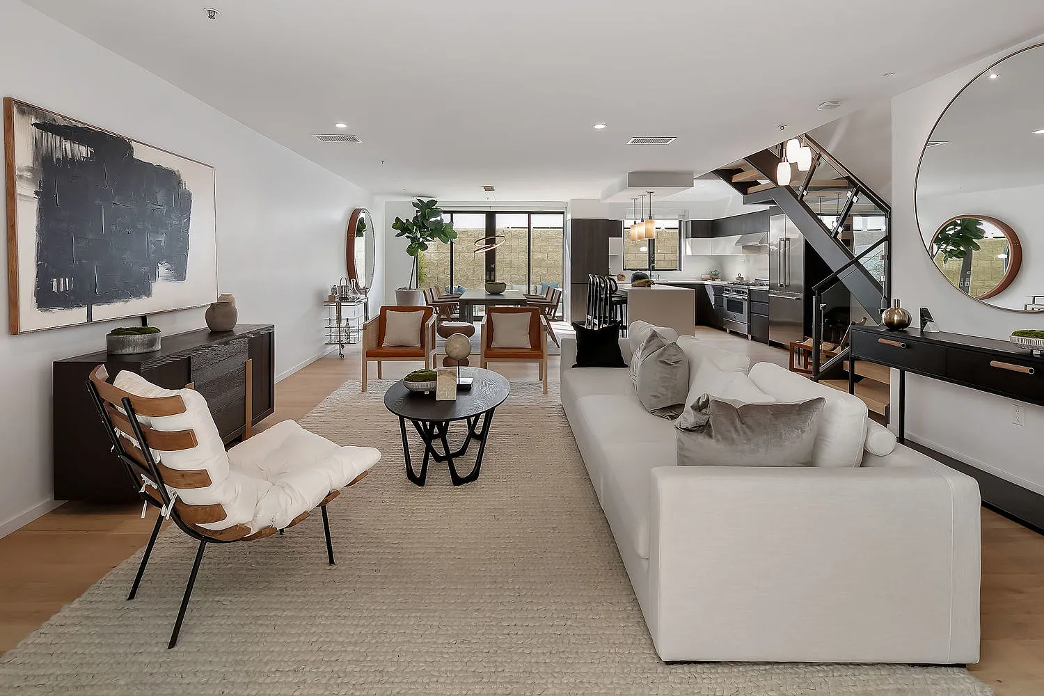 Elm View Residences — Photo 2