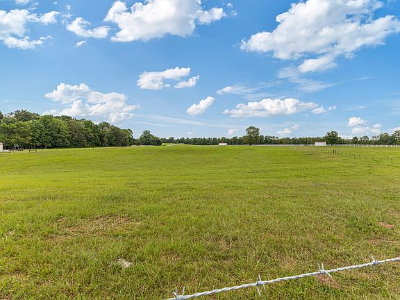 2nd image of 6150 Highway 41a