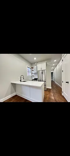 112 Duncan Ave Photo 1