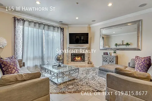 145 W Hawthorn St Photo 1