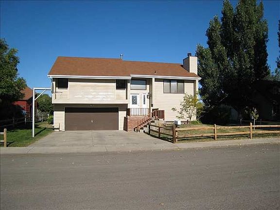 2106 Sunflower Street