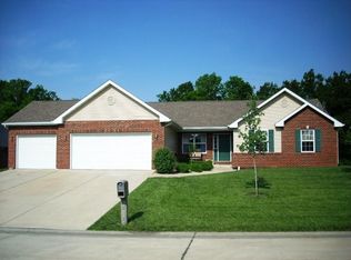 119 Liederkranz Ln, Millstadt, IL 62260