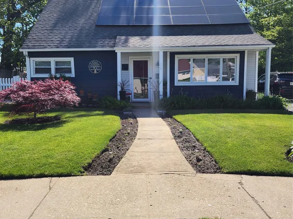 204 Denton Place, Roosevelt, NY 11575