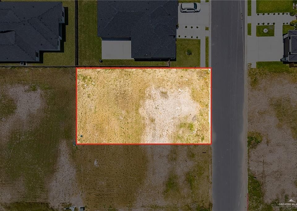 2nd image of 2903 Arboledas Dr