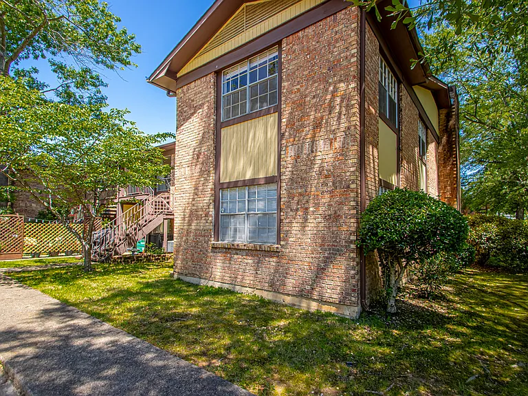 600 Higdon Ferry Rd #803 — Photo 30