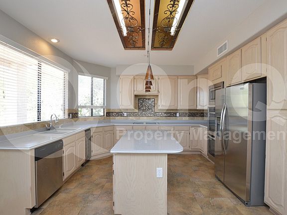 3rd image of 25940 N 82nd St