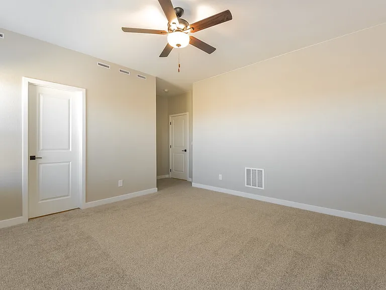 9466 Yampa Ct — Photo 10