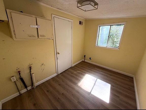 2nd image of 7503 Walsh Rd