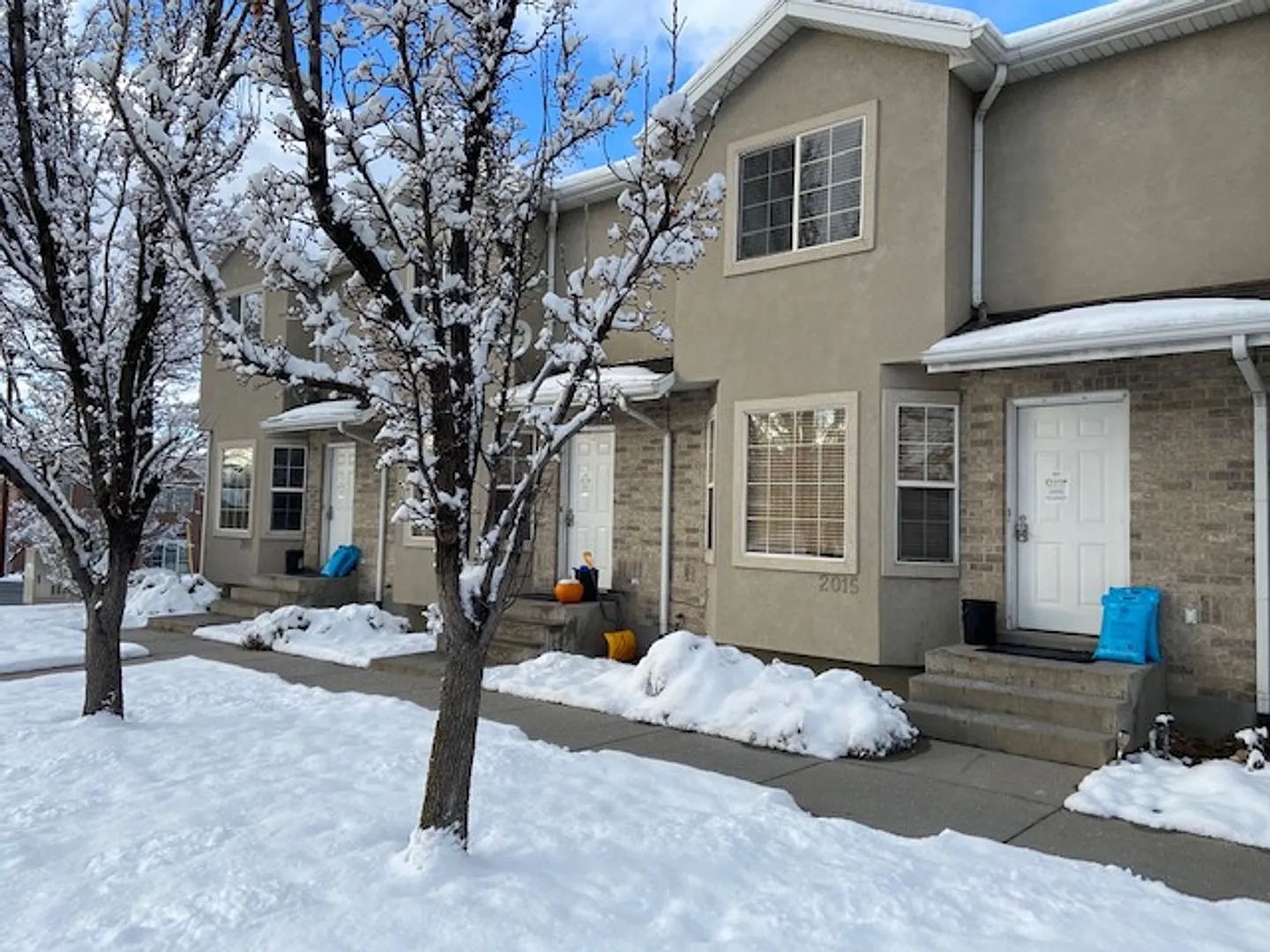 Huge Townhome in coveted East Cottonwood Heights! — Photo 2
