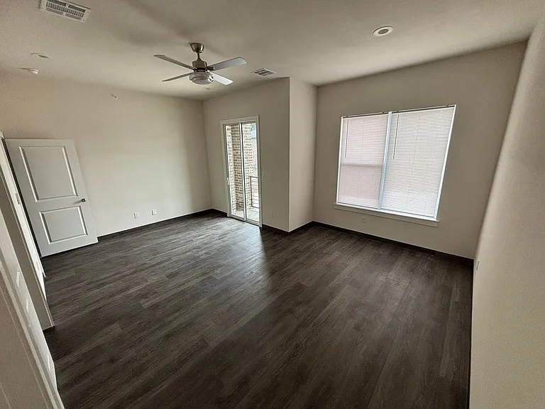710 Benge Dr — Photo 32