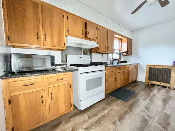 (undisclosed Address), New Rochelle, NY 10805