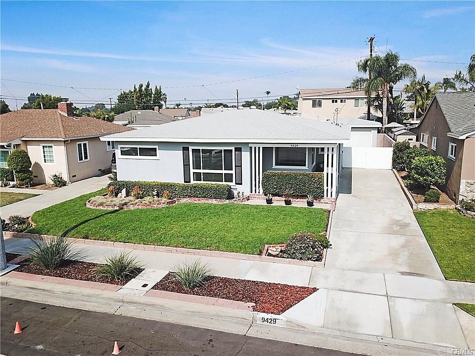 1st image of 9429 Calmada Ave