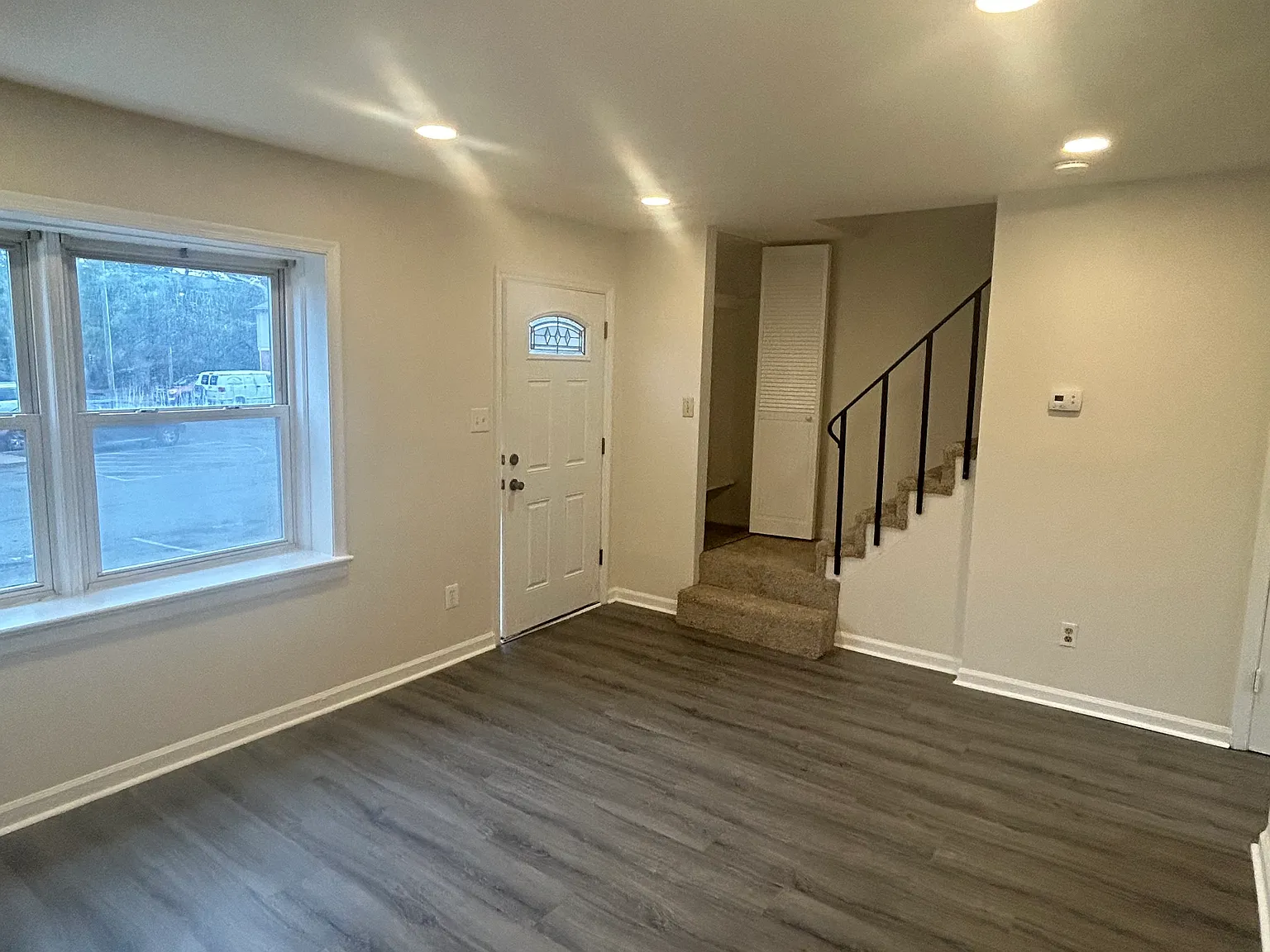 2 bed, 1.5 bath, 950 sqft, $1,750 — Photo 2
