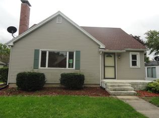 109 E 5th St, Gridley, IL 61744