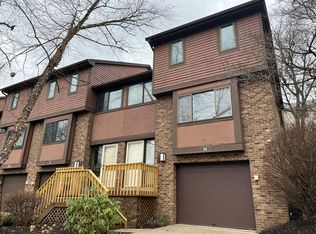806 Forest Edge Ct, Wexford, PA