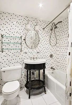 Rented by Halstead Real Estate | media 29