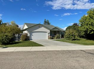 382 W White Way, Kuna, ID 83634