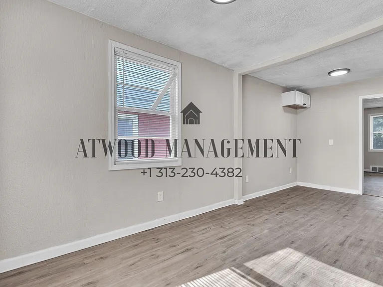 14722 Quincy St — Photo 3