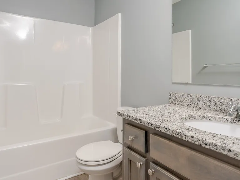 2860 Foxcroft Cir — Photo 23