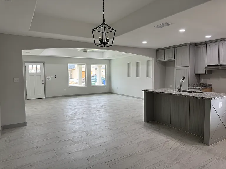 1432 El Caporal Dr — Photo 5