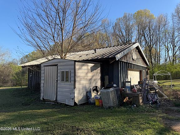 4th image of 11 Knotts Rd