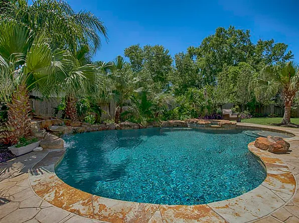 3317 Sussex Way, Friendswood, TX 77546