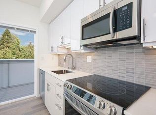 743 N 35th St, Seattle, WA 98103