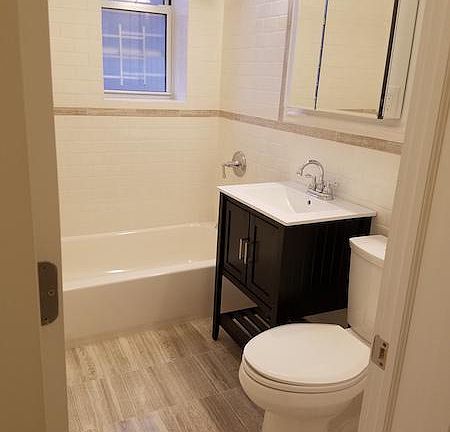 5th image of 659 Ocean Ave APT C3