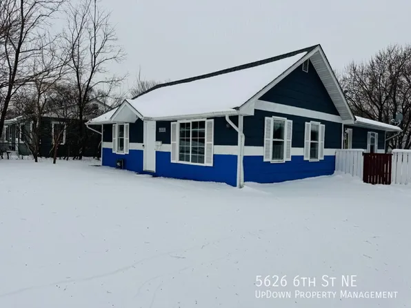 5626 6th St NE, Fridley, MN 55432